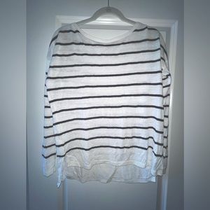 Loft long sleeves white top with navy stripes!